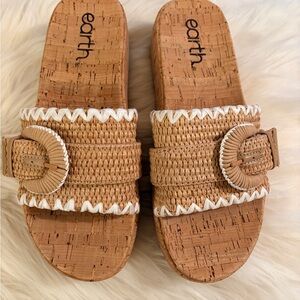 Earth Women's Woven Tan Sandals